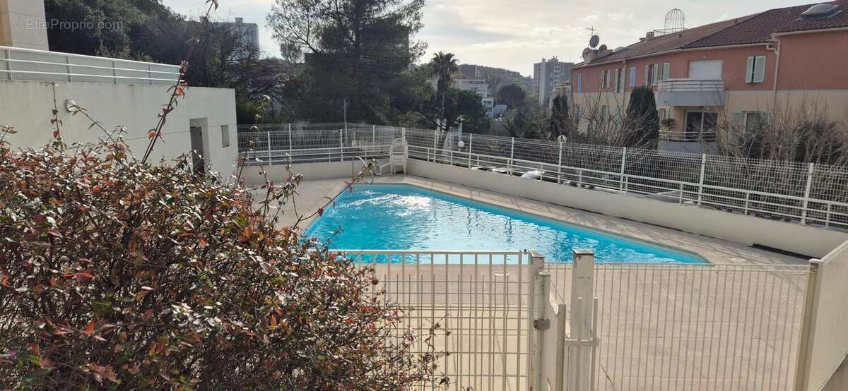 Dernier etage / traversant d'angle. residence avec piscine - photo 13