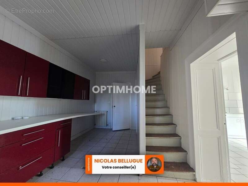 Maison de famille avec beaux volumes et grange attenante - photo 7