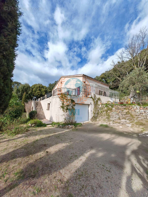 Maison à TRANS-EN-PROVENCE