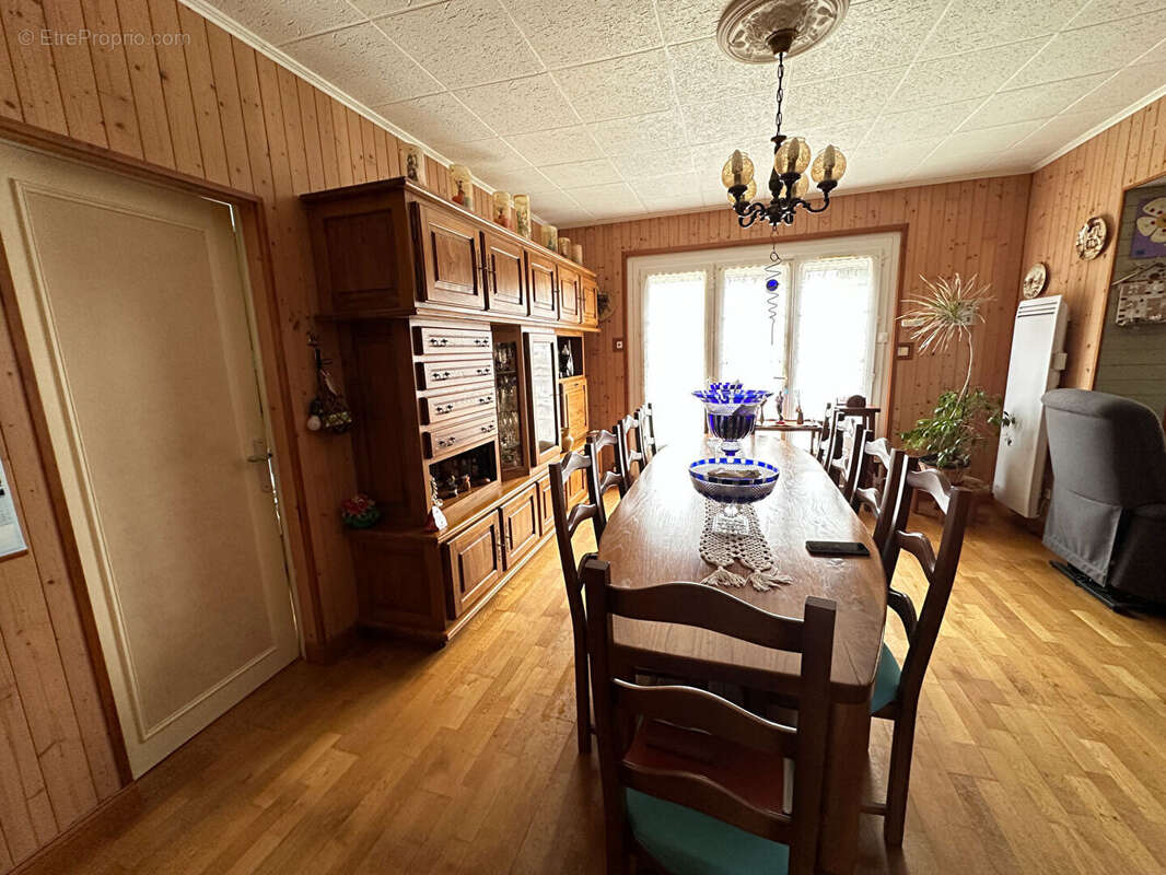 Maison à MESCHERS-SUR-GIRONDE