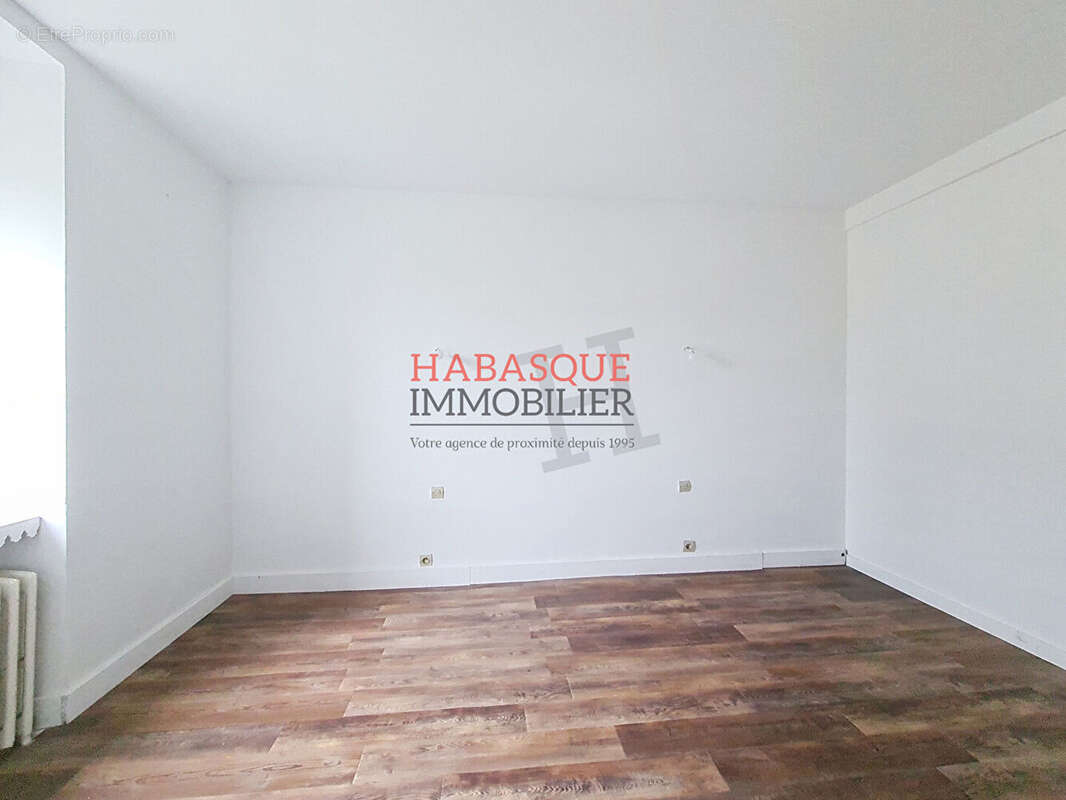 Maison à PLOUZEVEDE