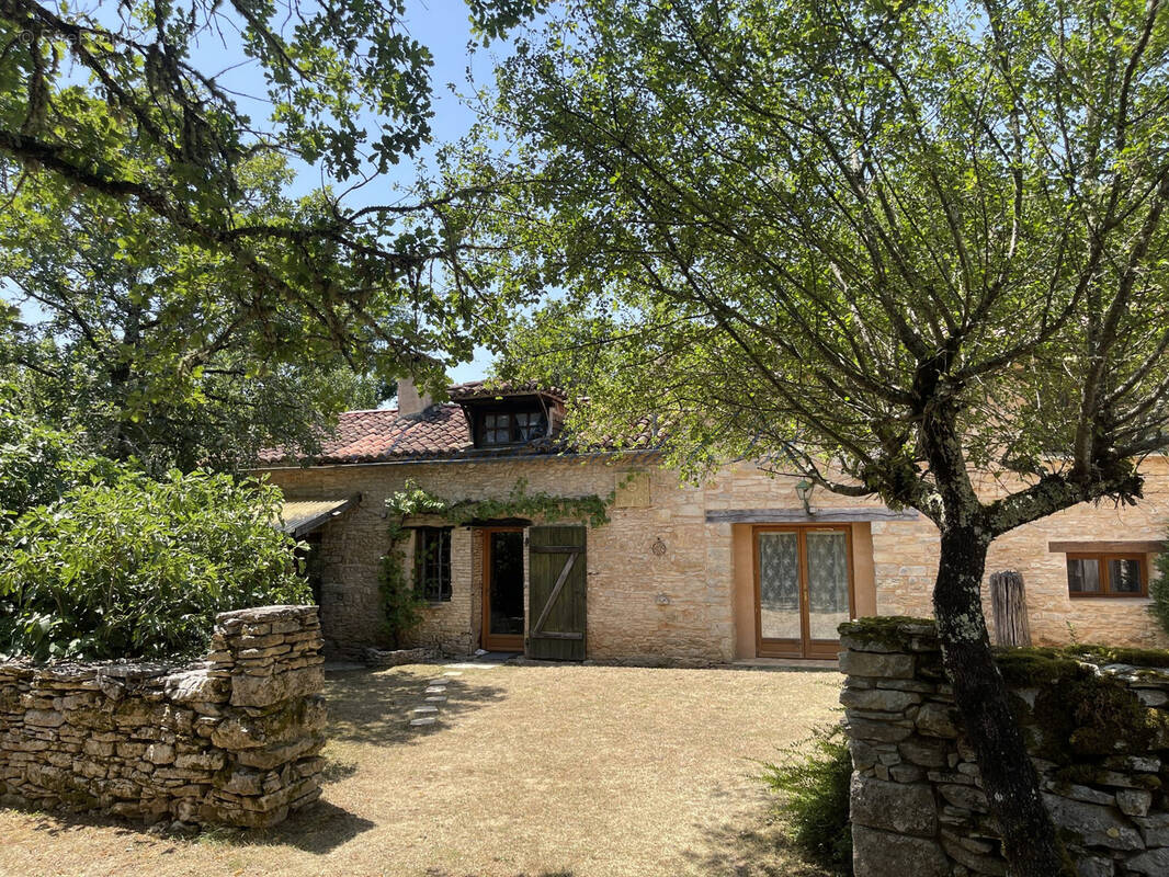 Maison à BROUCHAUD