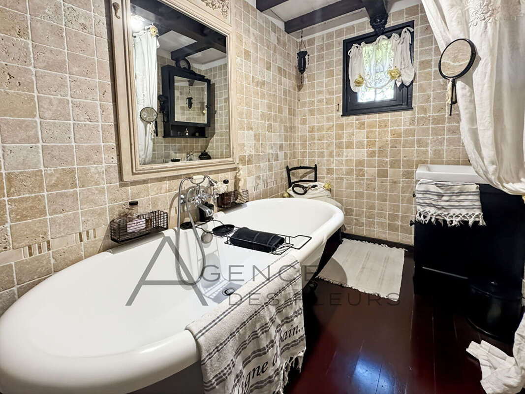 Maison à SAINT-PIERRE-LES-ELBEUF