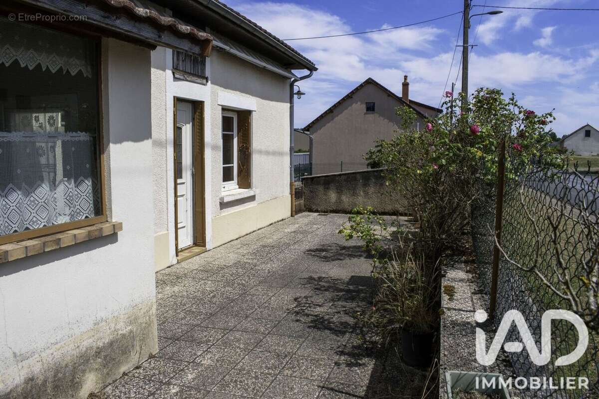Photo 4 - Maison à LAPALISSE