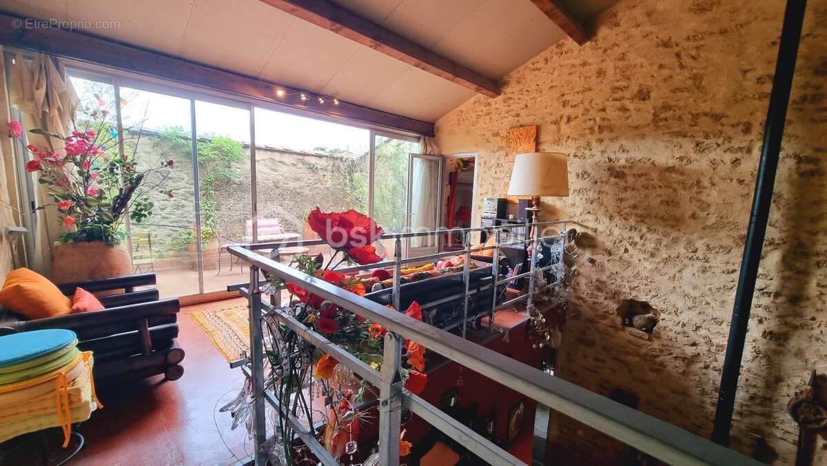 Maison à VERS-PONT-DU-GARD