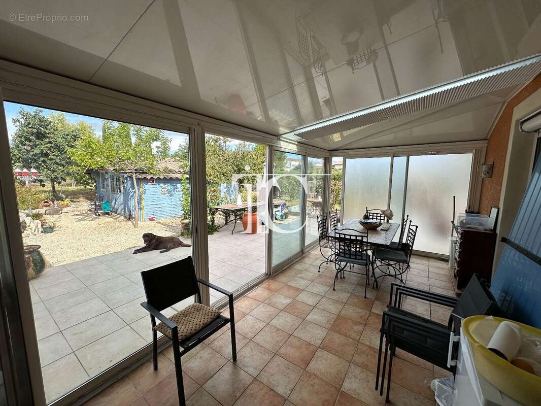 Maison à SAINT-VICTOR-DE-MALCAP