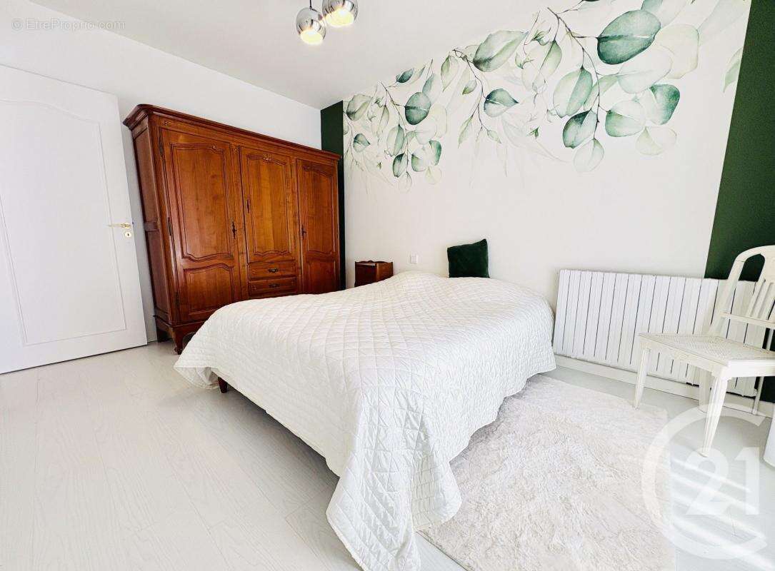 Maison 155 m² à Peyrat-De-Bellac  - photo 18