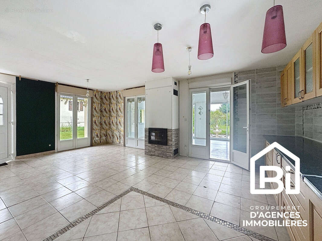 Maison à AMFREVILLE