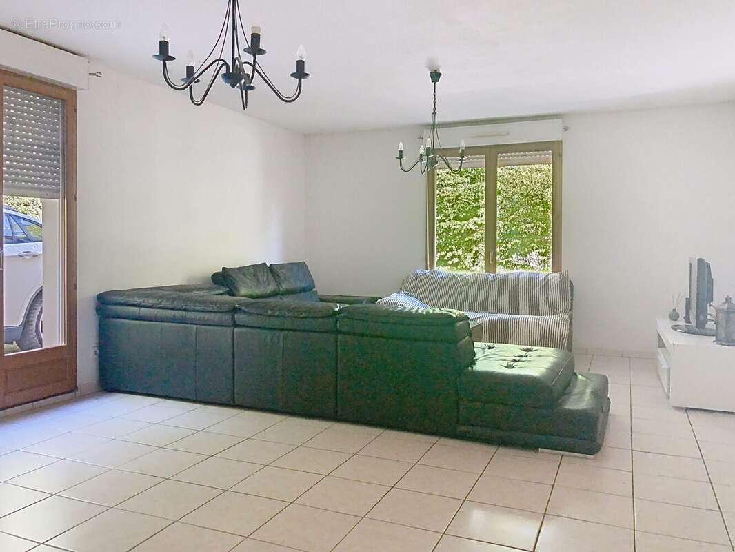 Maison 111 m² à Ornans  - photo 6