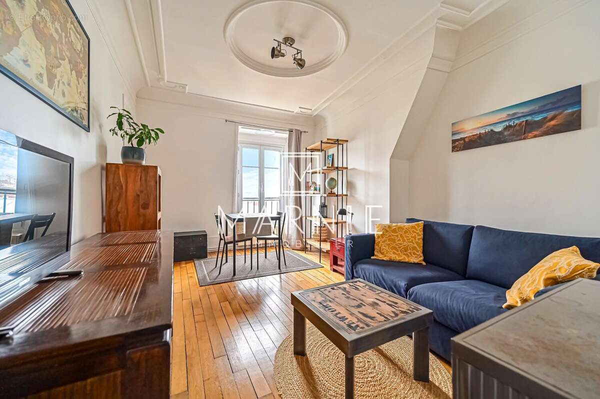 Appartement à PARIS-15E