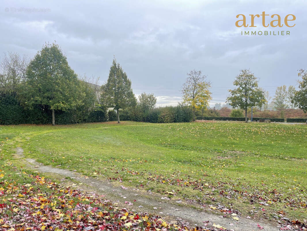 Appartement à CORBARIEU