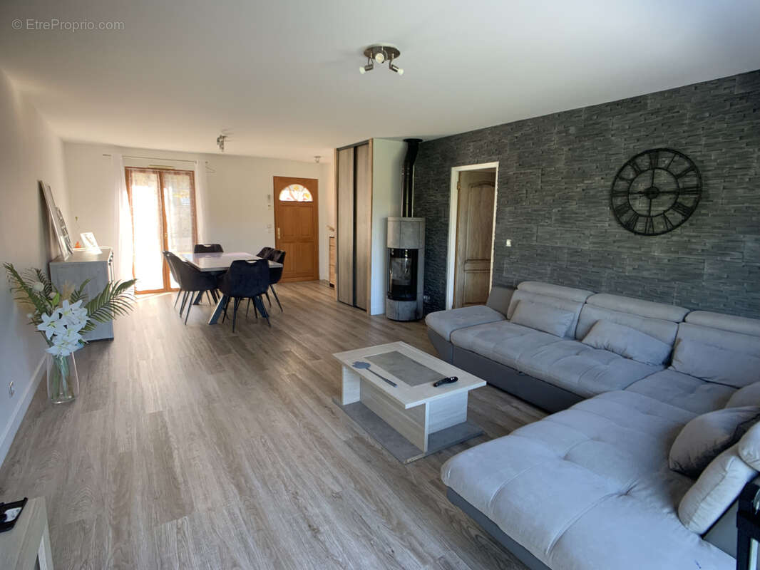 Maison à SAINTE-AULDE