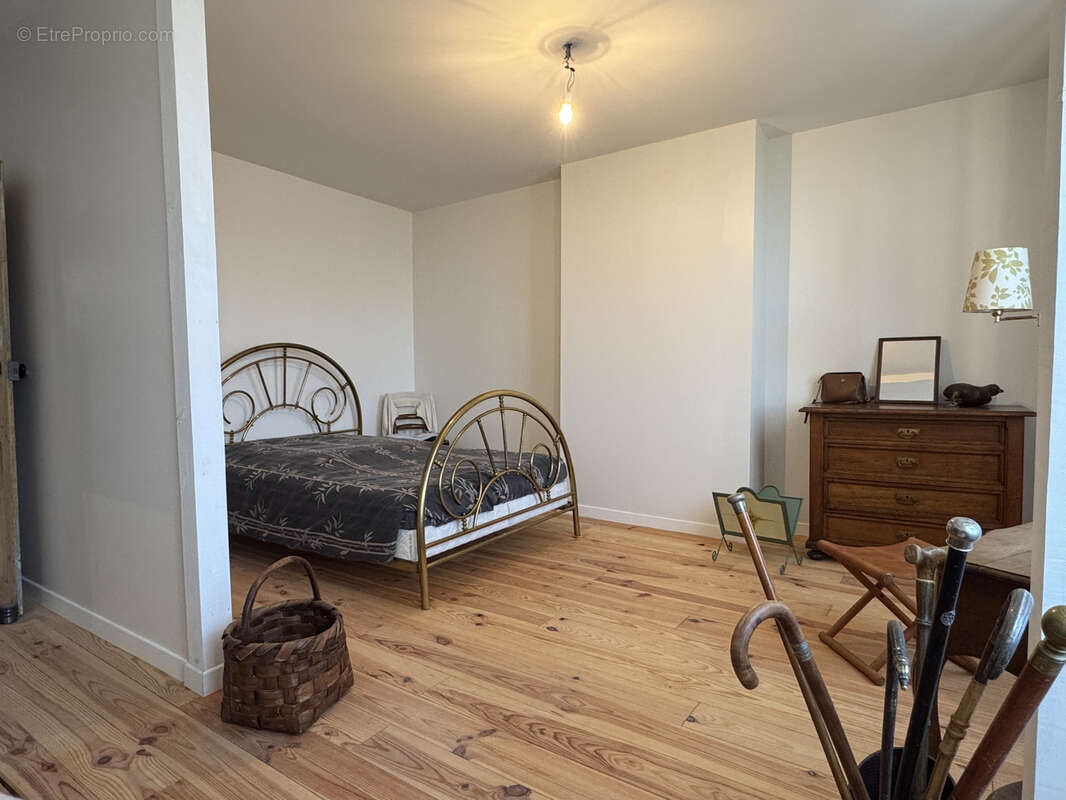 Maison à CHAMPIGNELLES