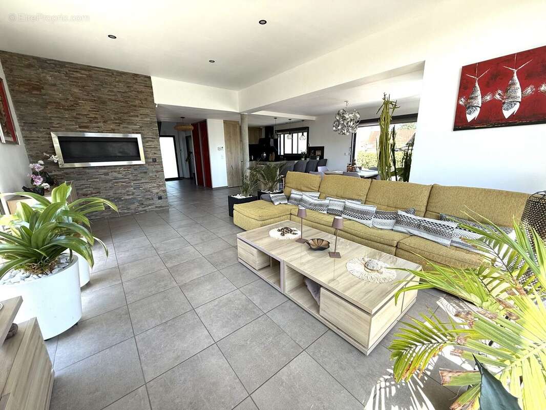 Maison 6 pièces 149 m² à vendre à Sainte-Marie-Au-Bosc (76280) - photo 3