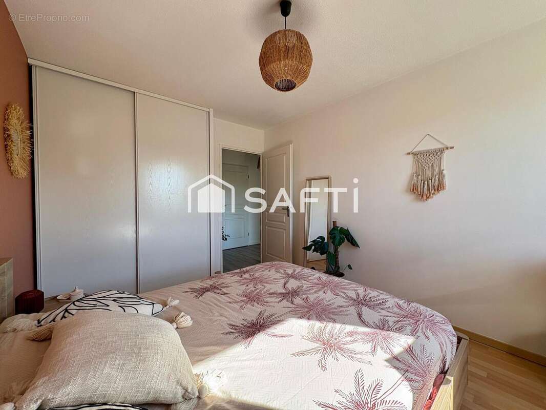 Photo 4 - Appartement à PAREMPUYRE