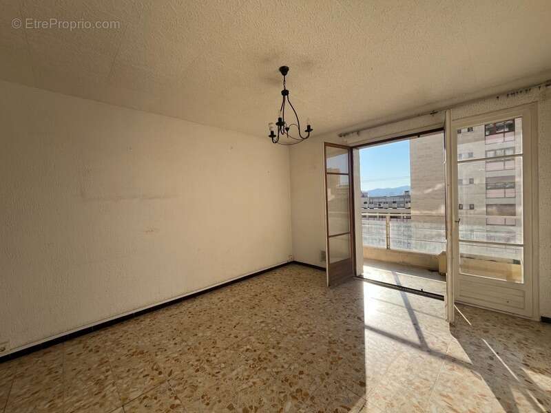 Appartement à MARSEILLE-10E