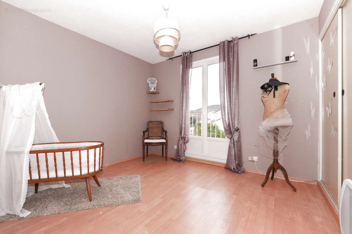 Maison à PONT-DU-CHATEAU