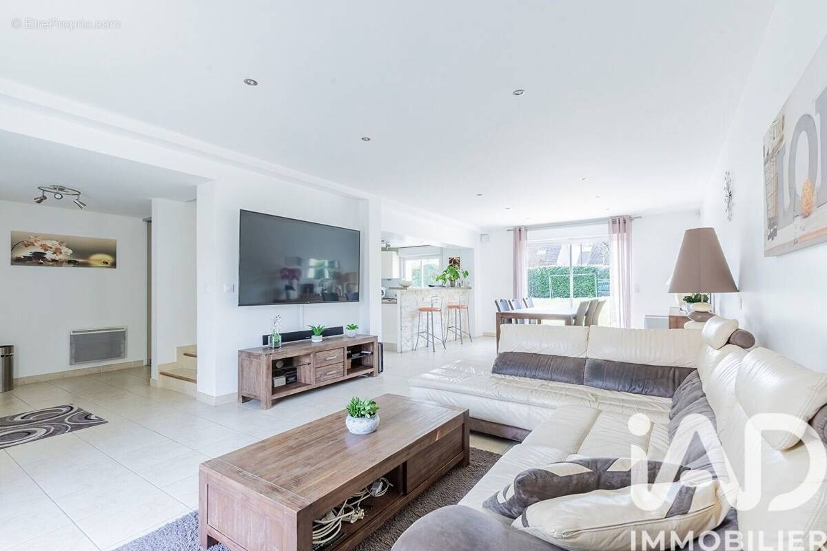 Photo 1 - Maison à MORANGIS