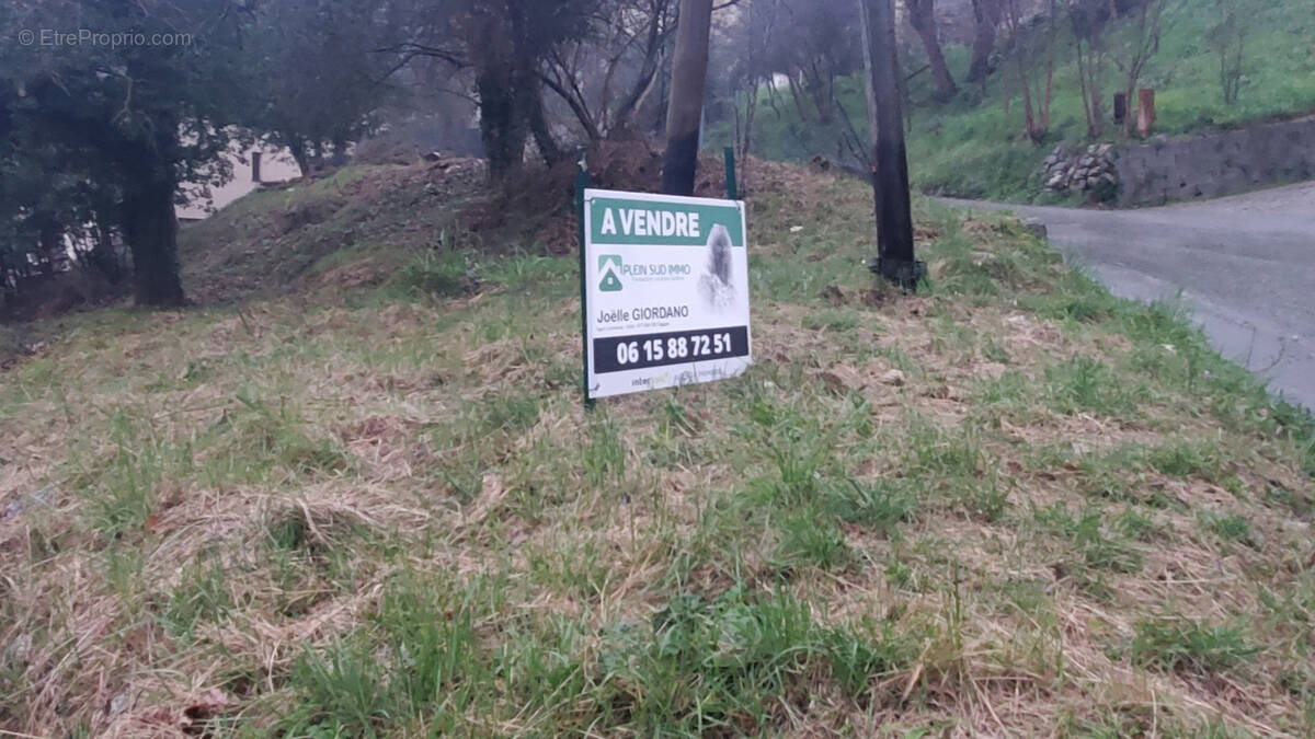 Terrain à LE BAR-SUR-LOUP