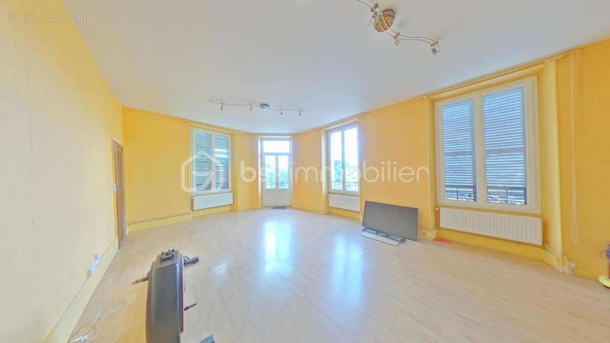 Maison à BRAY-SUR-SEINE