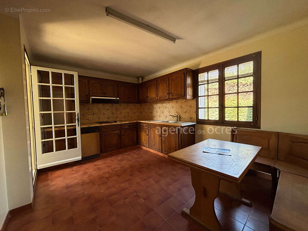 Maison à ROUSSILLON