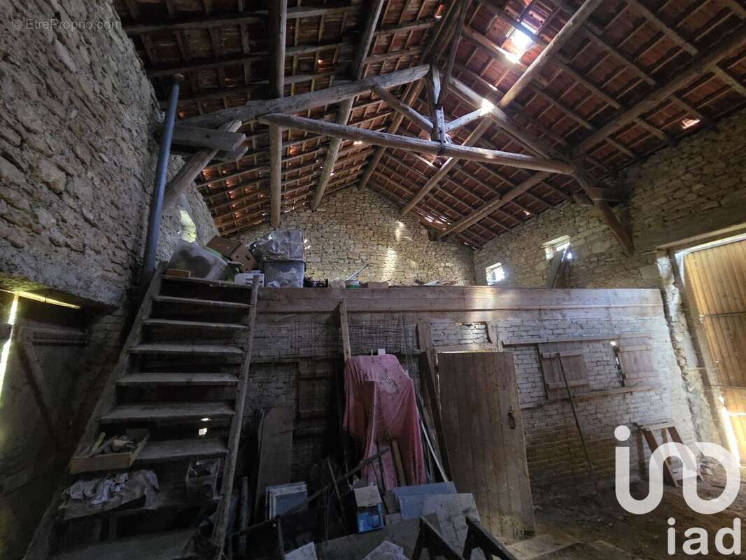 Photo 8 - Maison à CHAUMONT-DEVANT-DAMVILLERS