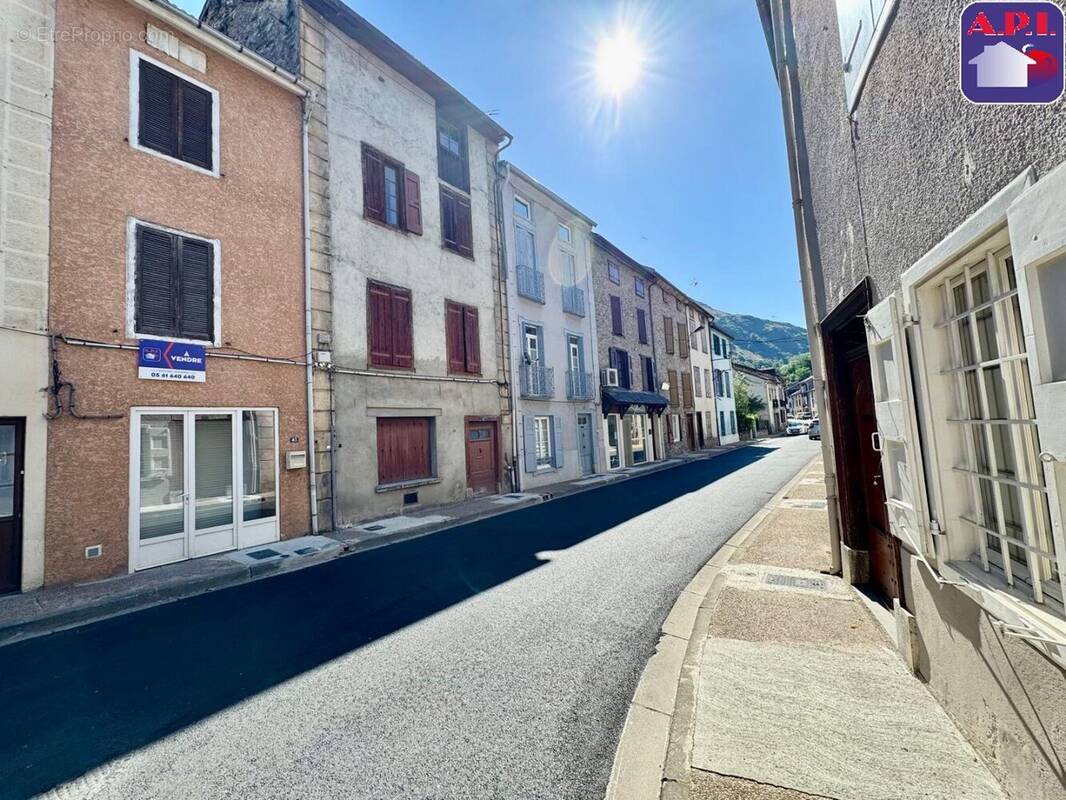 Maison à LES CABANNES