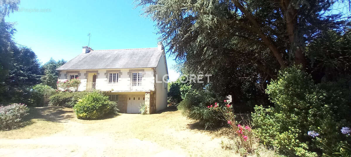 Maison Saint Agathon 5 pièce(s) 150 m2 - photo 10