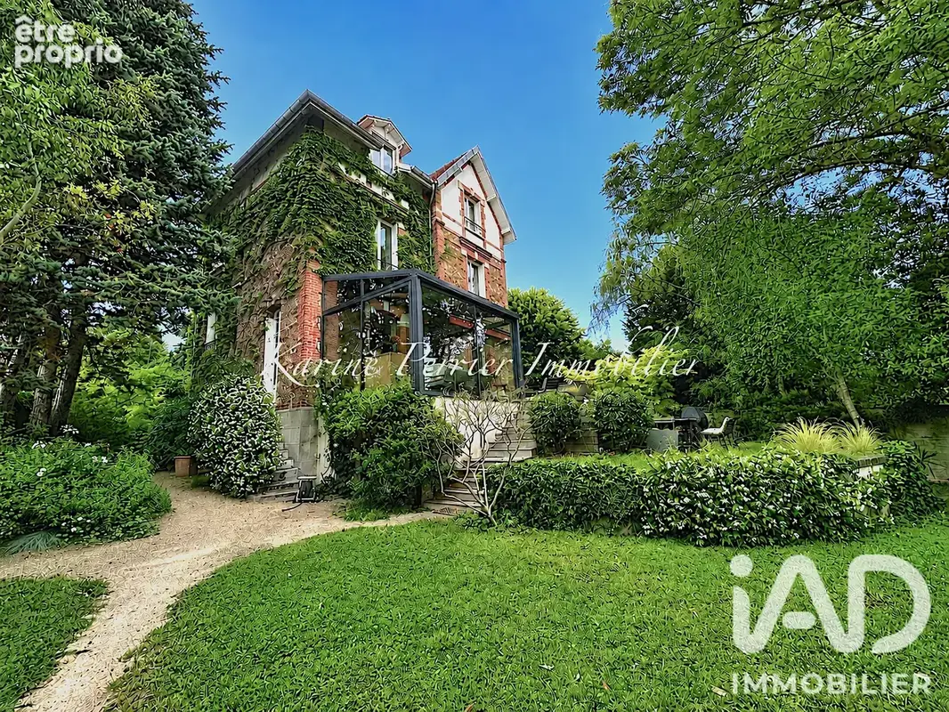 Photo 1 - Maison à GARCHES
