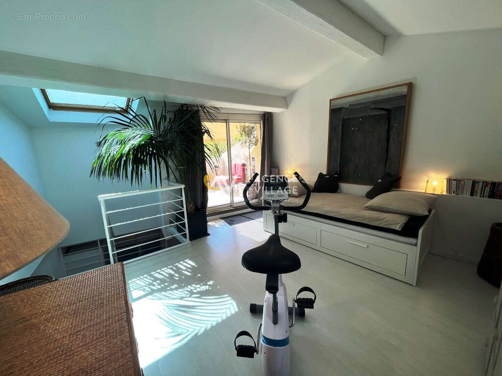 Maison à LA GARDE-FREINET