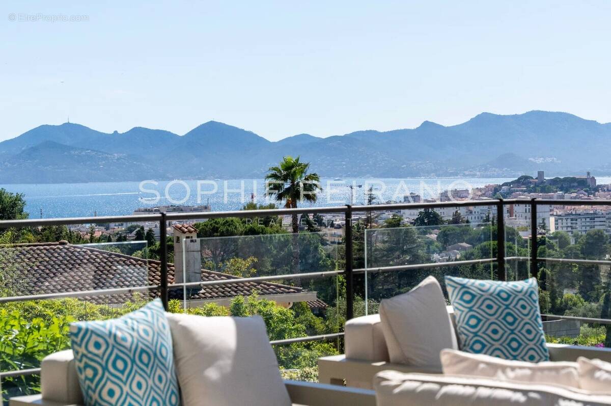 Maison à CANNES