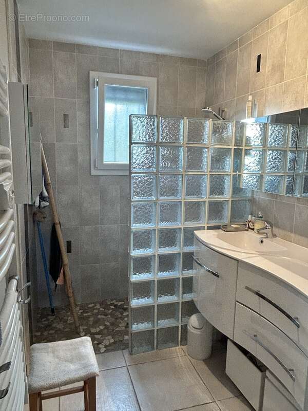 Maison à SAINT-SEBASTIEN-SUR-LOIRE