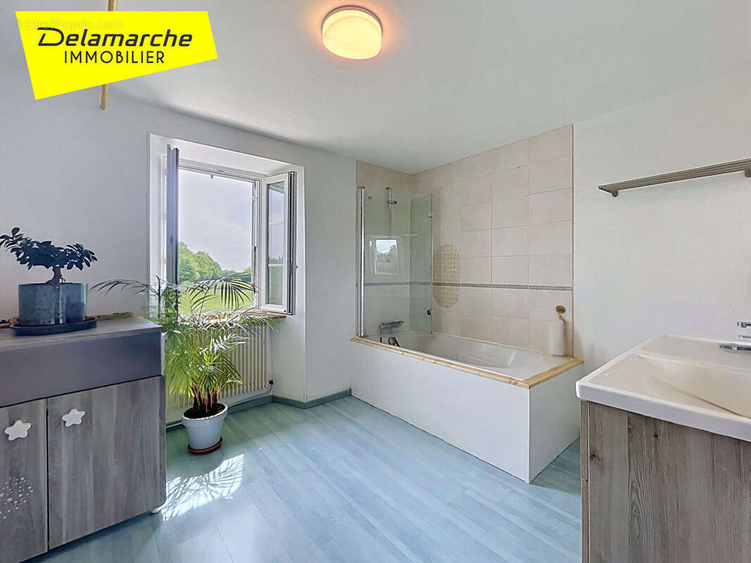 A VENDRE EN EXCLUSIVITE Maison Saint Denis Le Gast  6 pièces en campagne - photo 6