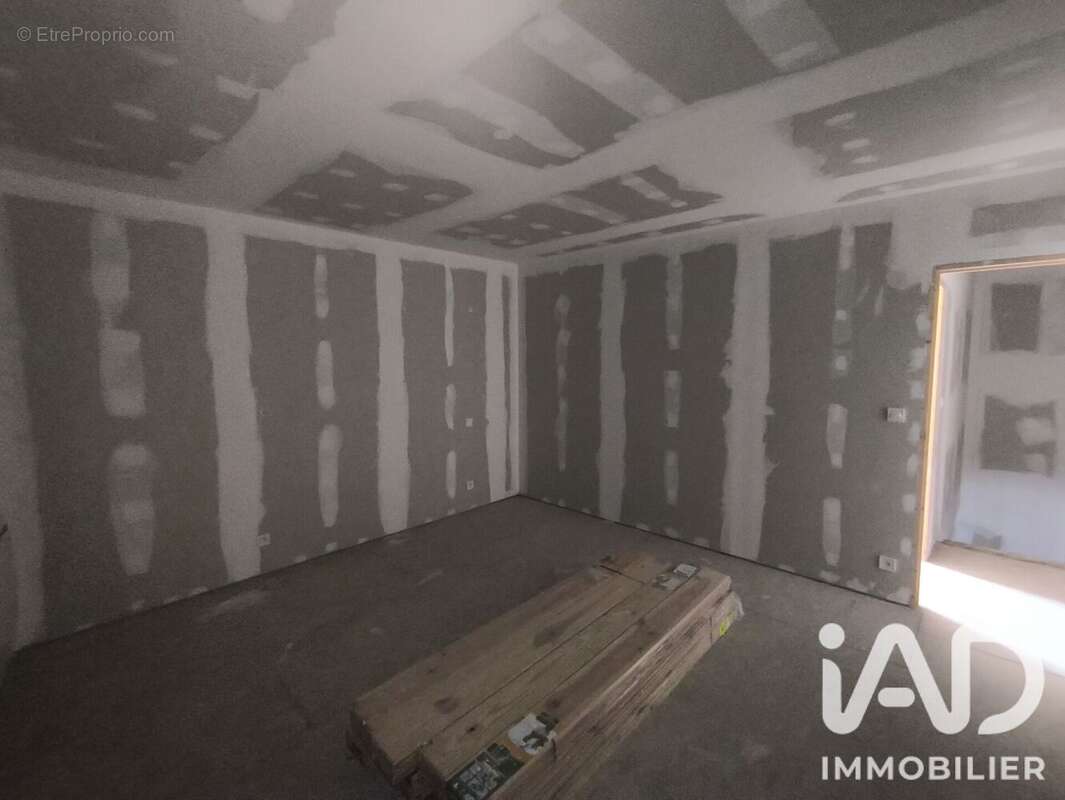 Maison 99 m² à Chenay  - photo 9