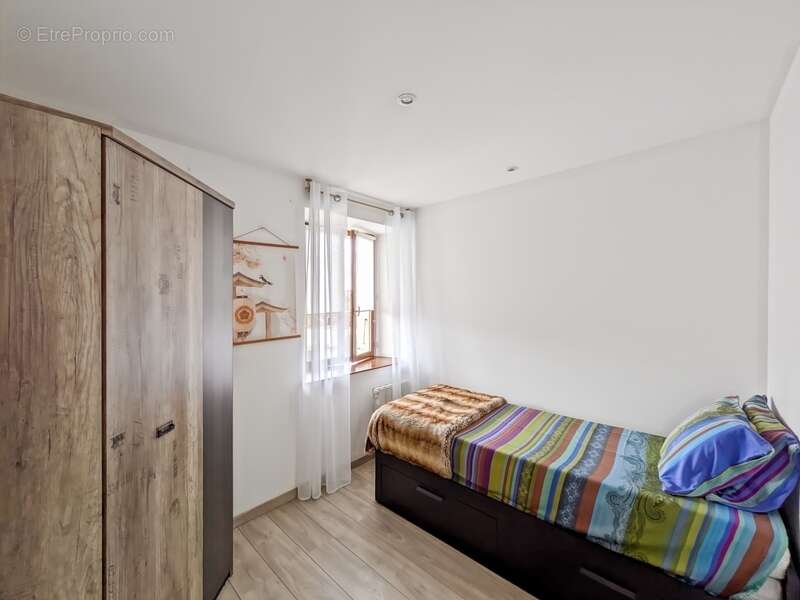 Appartement à CONTAMINE-SUR-ARVE