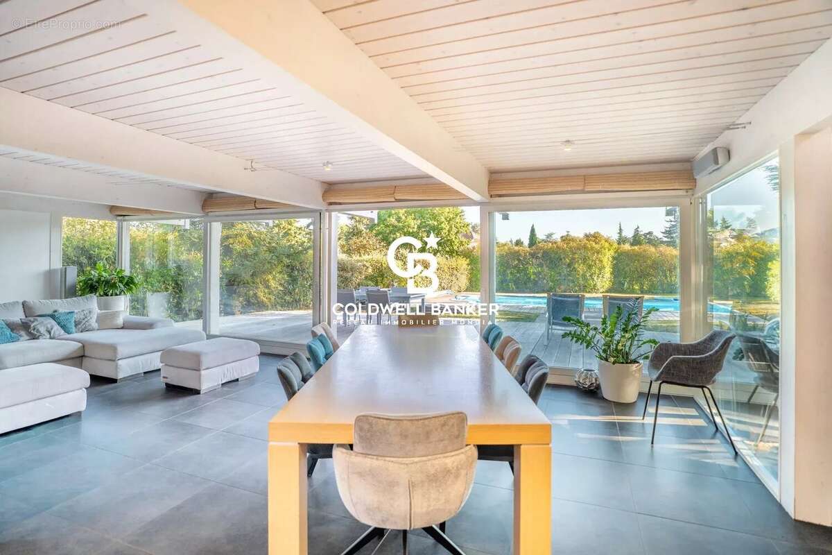 Maison familiale avec piscine à vendre à Vétraz-Monthoux proche Genève - photo 5