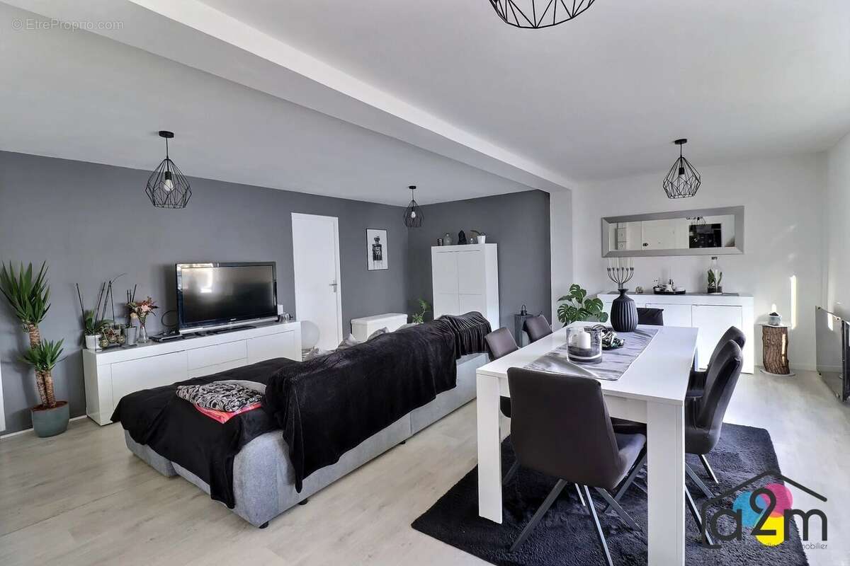 Appartement à SAINT-LEU-D'ESSERENT