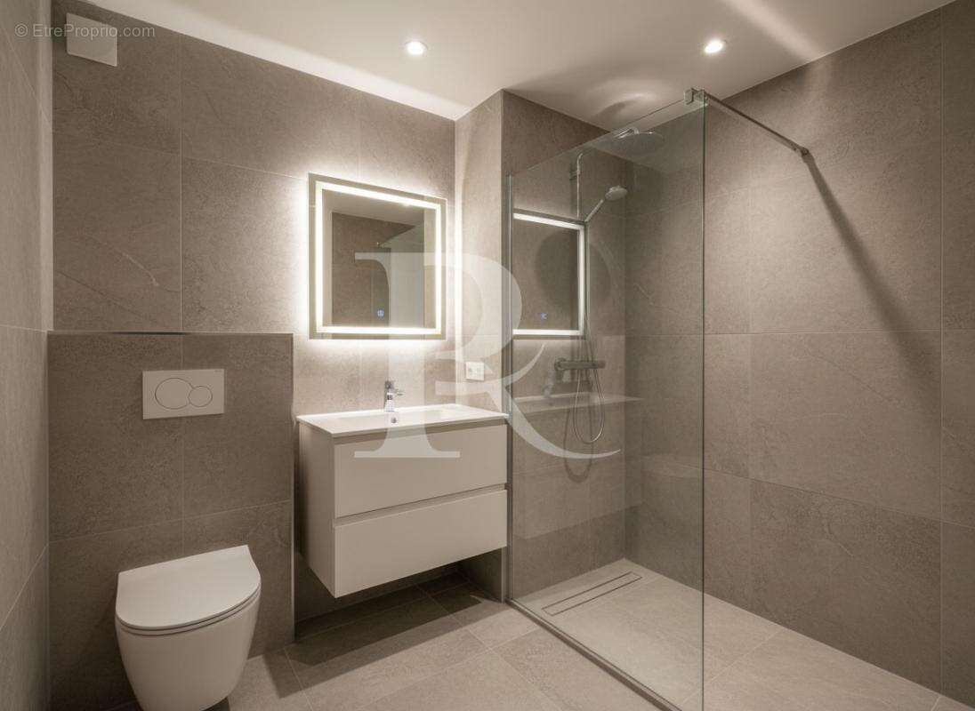 Appartement 2 pièces à Ivry-sur-Seine - photo 2