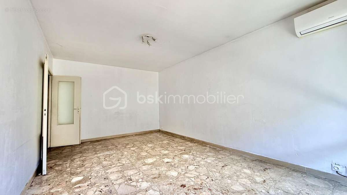 Appartement à VENCE