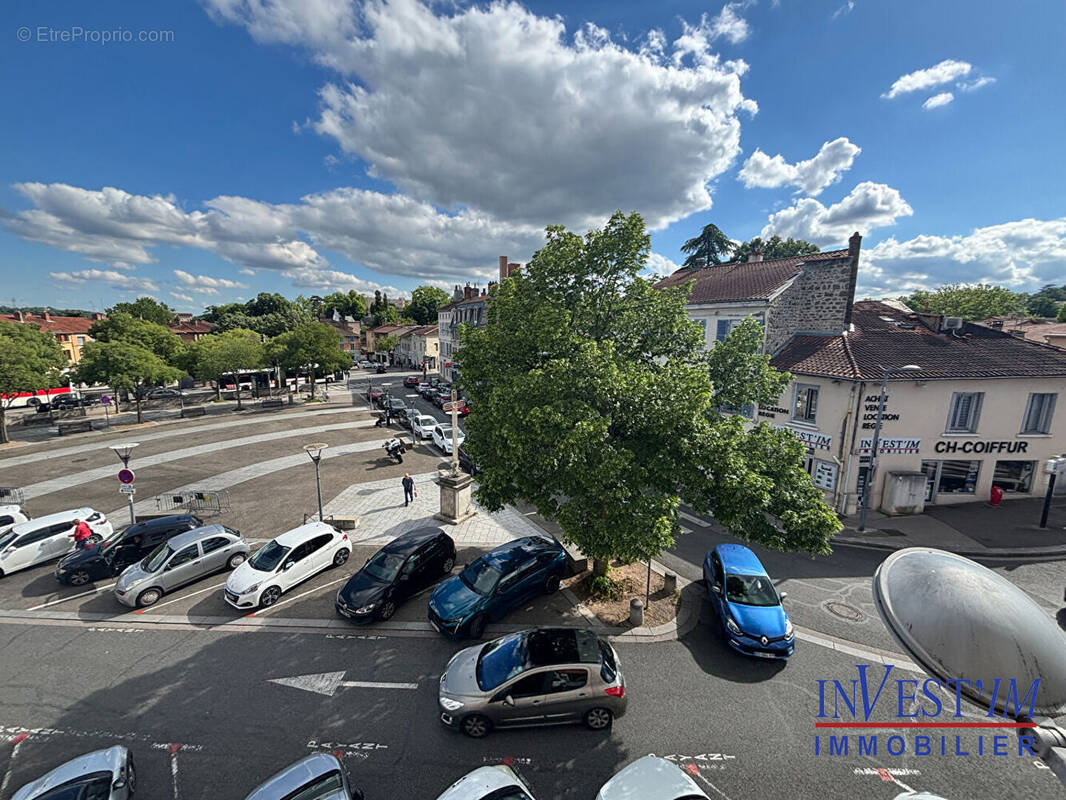Appartement à SAINT-GENIS-LAVAL