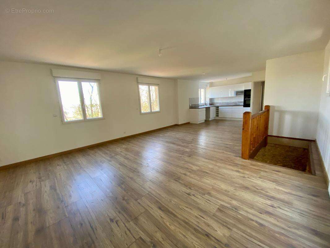 Maison à LE BUISSON-DE-CADOUIN