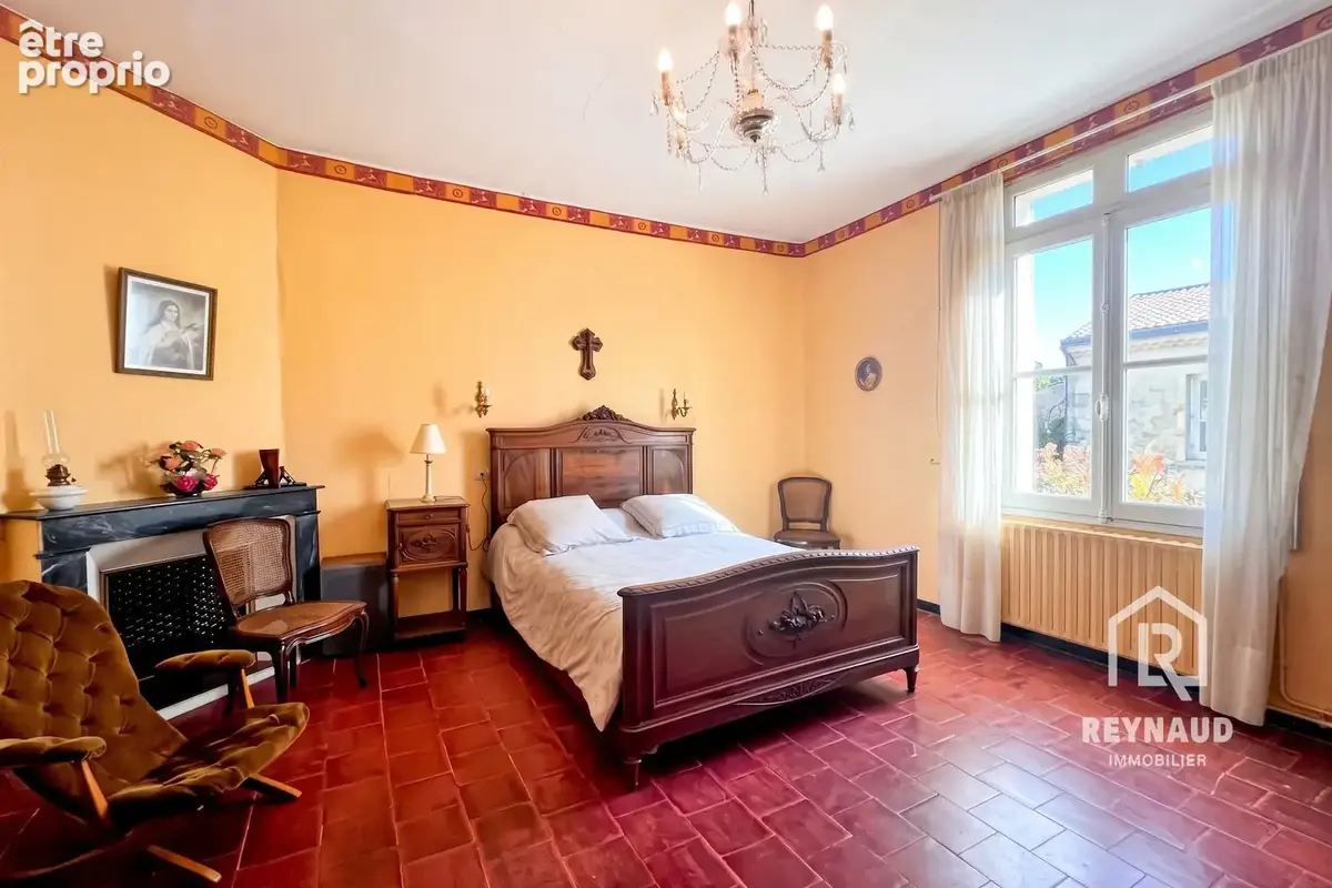 Maison 6 pièces 185 m² à vendre à Paulhan (34230) - photo 2