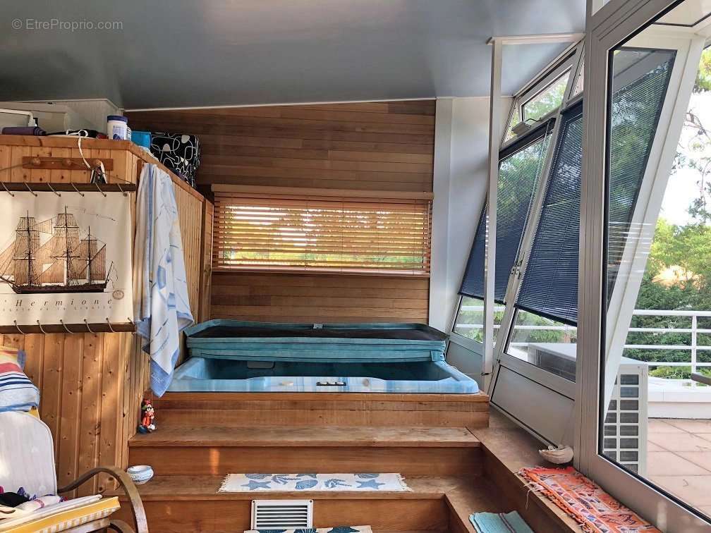 Maison à LES MATHES