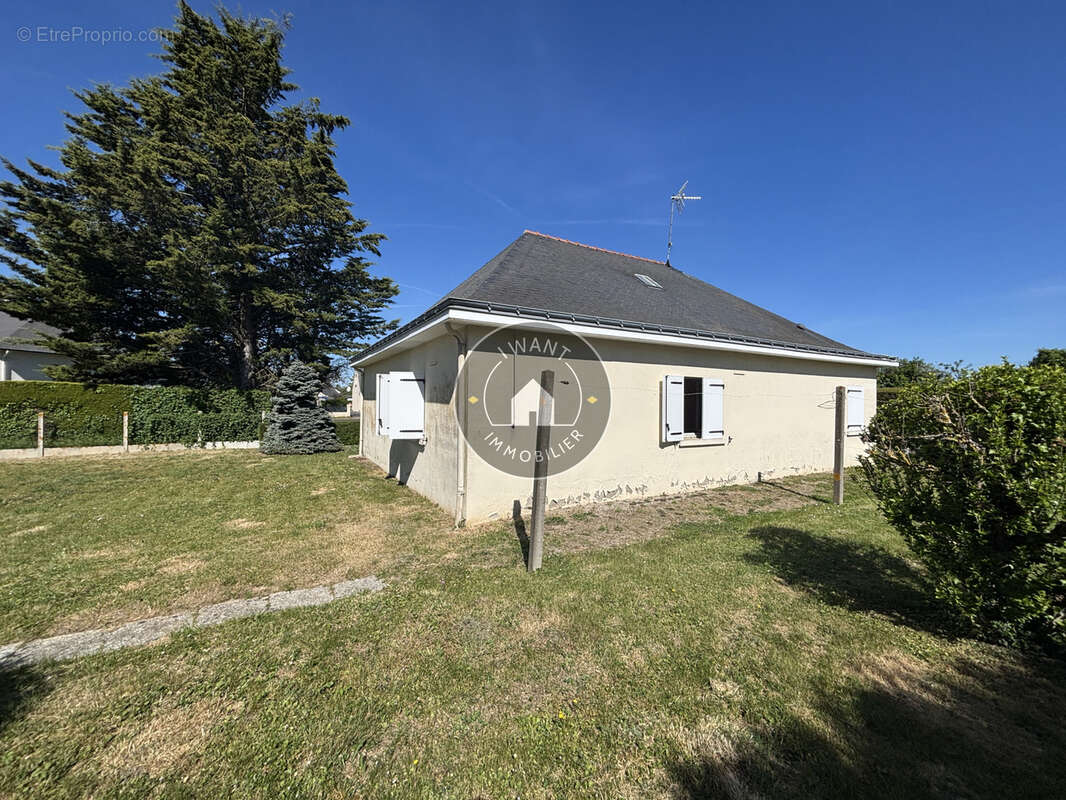 NOUVEAUTÉ I WANT IMMO Maison de bourg aux Rosiers avec beau potentiel ! - photo 10