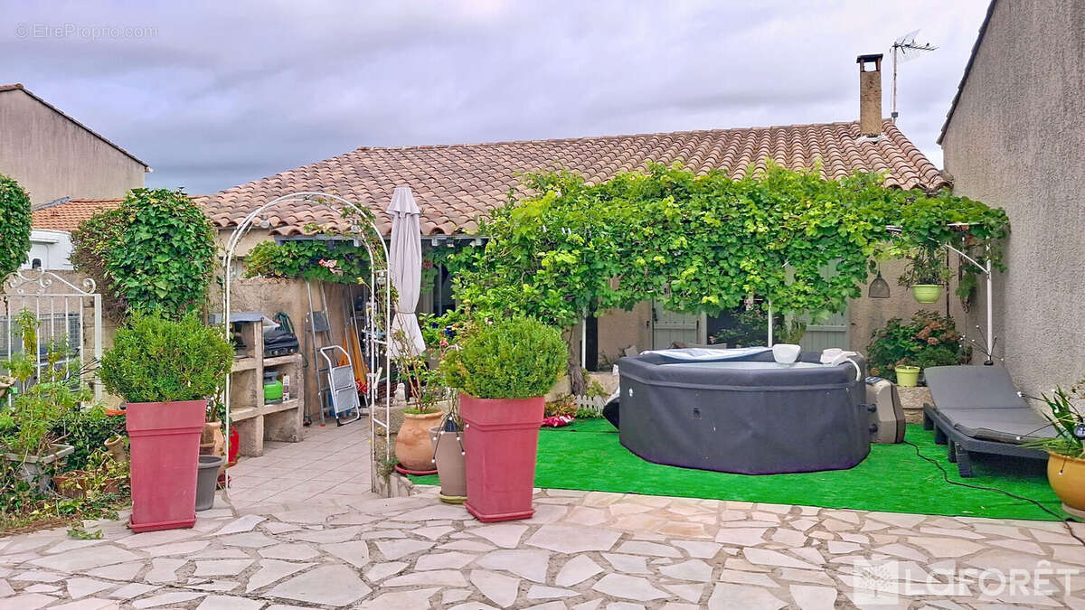 Maison à ROCHEFORT-DU-GARD