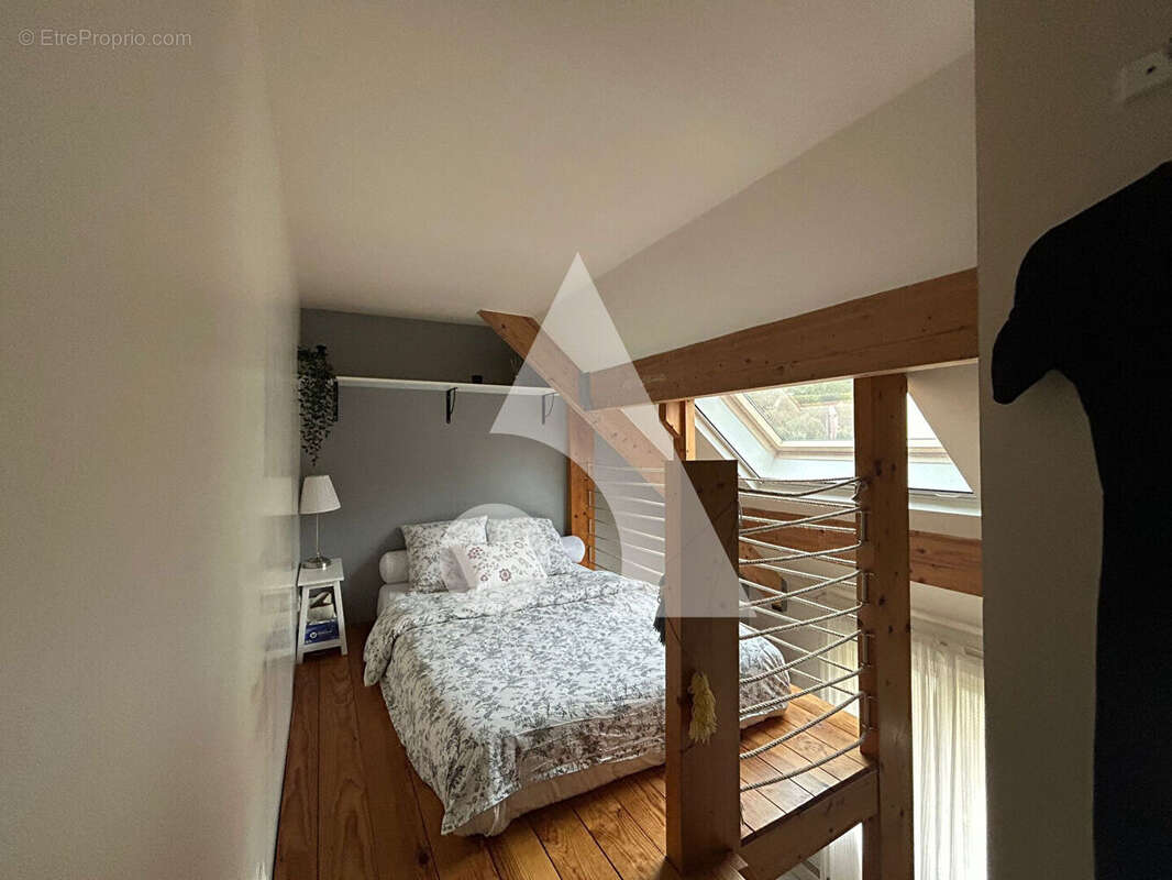 Maison à CRECY-LA-CHAPELLE