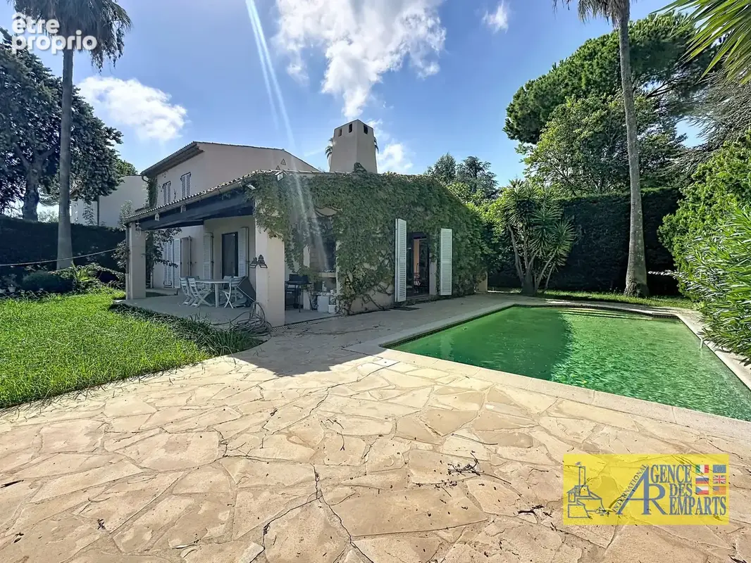Photo Maison à Villeneuve-Loubet au prix de 1 295 000€
