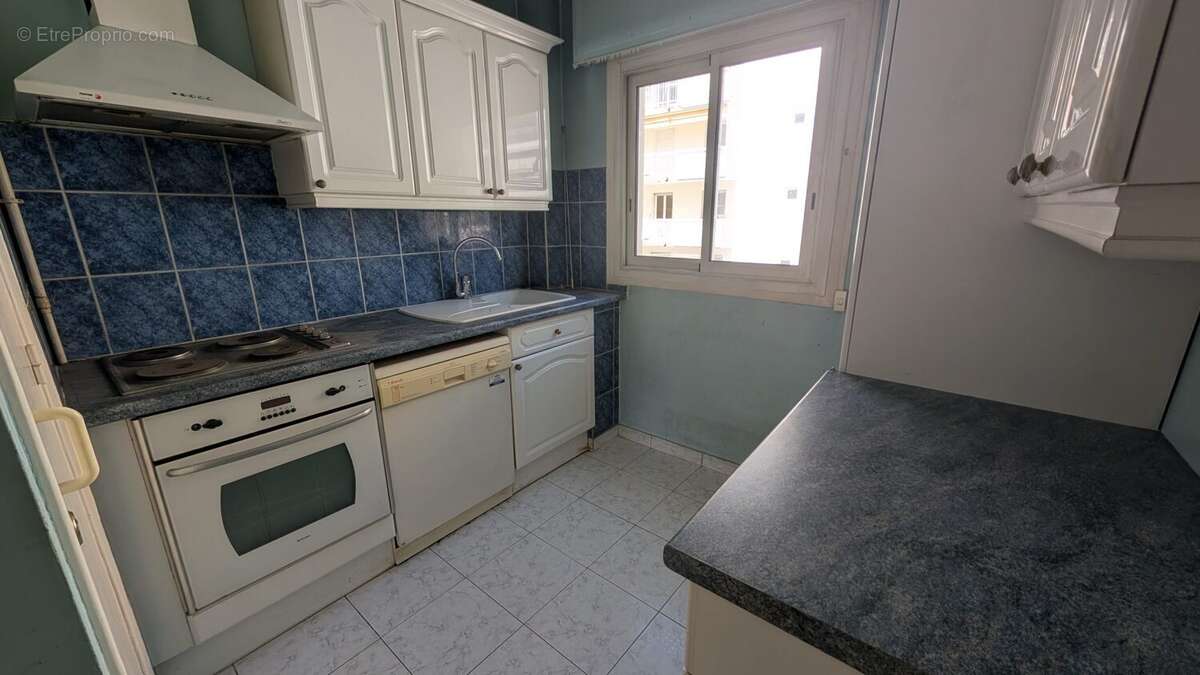Appartement 60 m² à Cagnes-Sur-Mer  - photo 4
