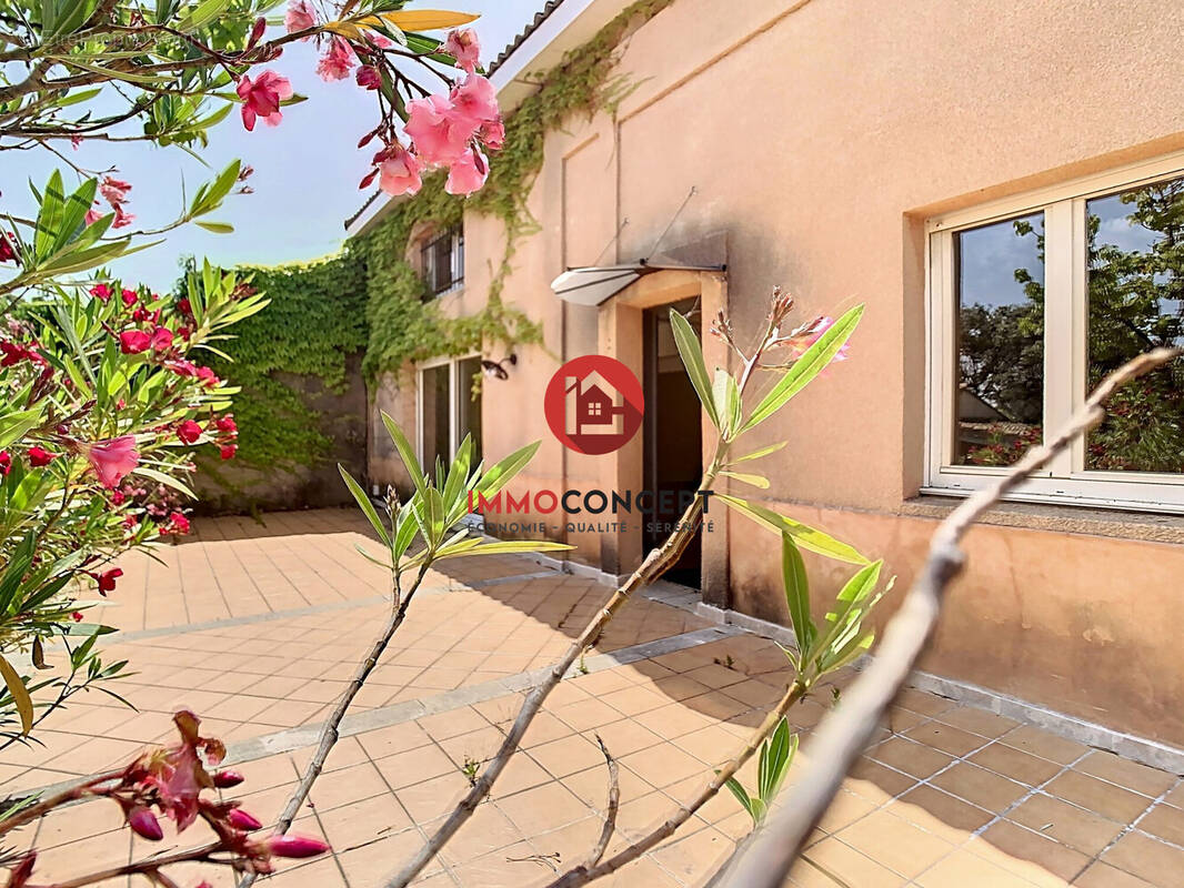 Maison à VILLENEUVE-LES-AVIGNON