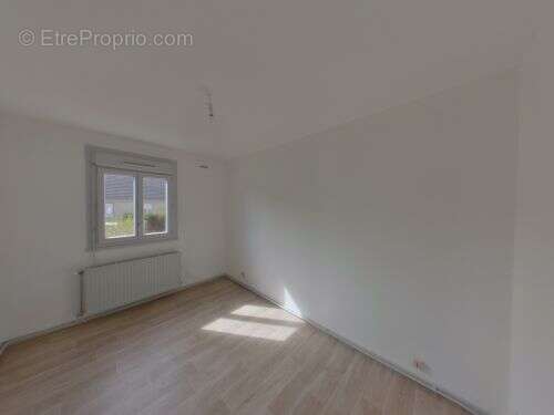 Maison à SAINT-AMAND-MONTROND